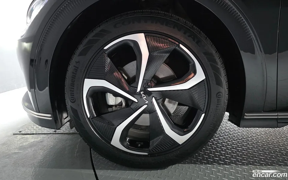Kia EV6 2022 — миниатюра 2