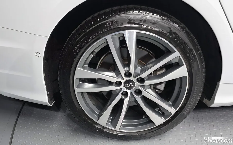 Audi A6 45 TFSI 2023 — миниатюра 2