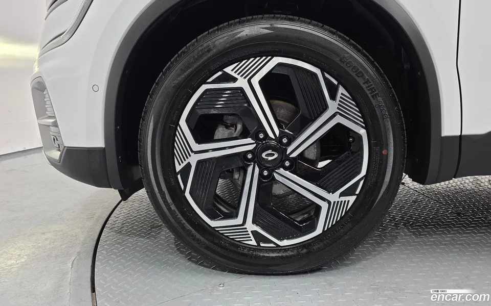 Renault Samsung QM6 2.0 GDe RE 2WD 2023 — миниатюра 2