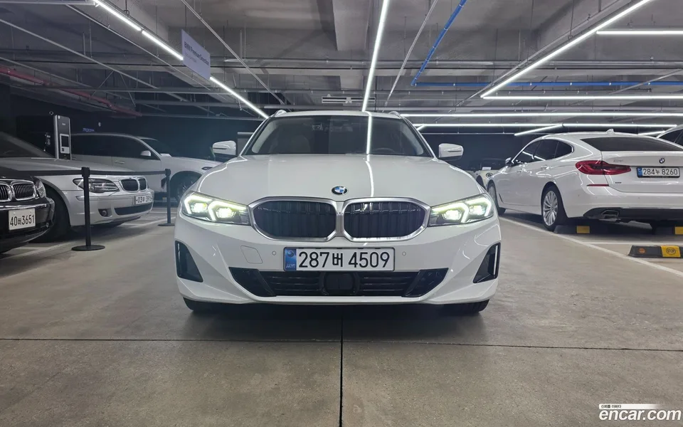 BMW 3 Series 320i 2025 — миниатюра 2