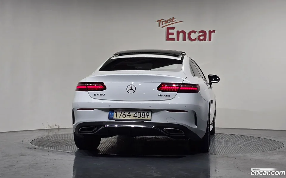 Mercedes-Benz E-Class E450 4MATIC 2022 — миниатюра 4
