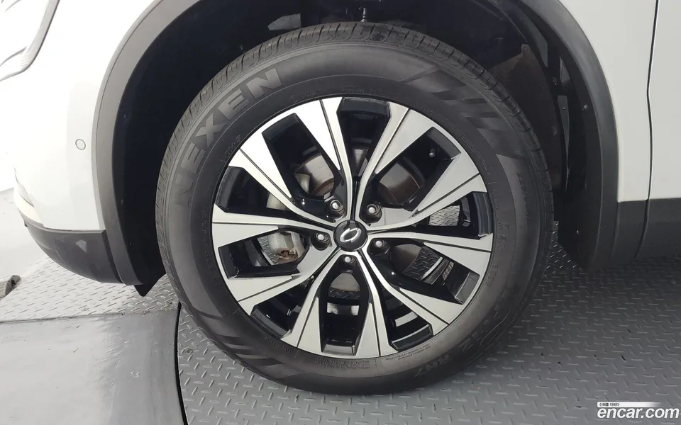 Renault Samsung QM6 2.0 LPe LE 2WD 2022 — миниатюра 2