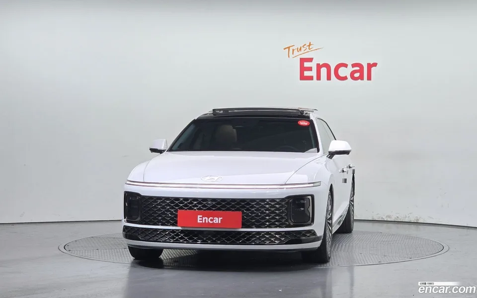 Hyundai Grandeur Hybrid 2023 — миниатюра 3