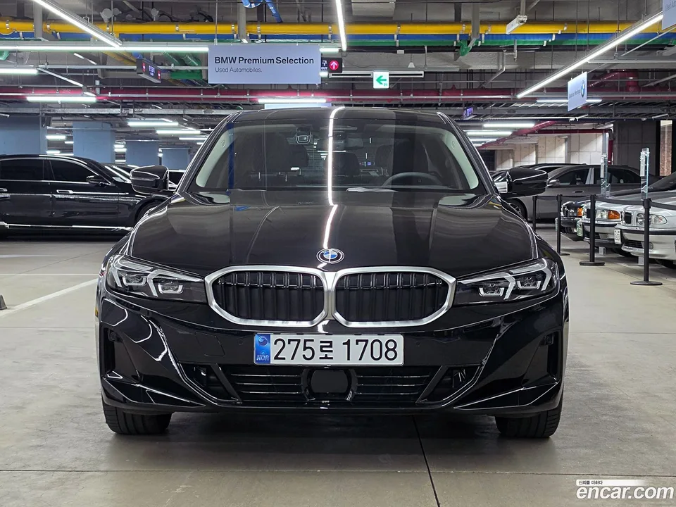 BMW 3 Series 320i 2025 — миниатюра 3