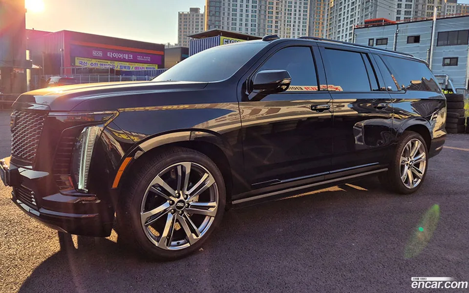 Cadillac Escalade 6.2 ESV 2026 — thumbnail 4