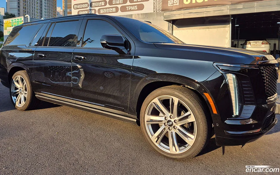 Cadillac Escalade 6.2 ESV 2026 — thumbnail 5