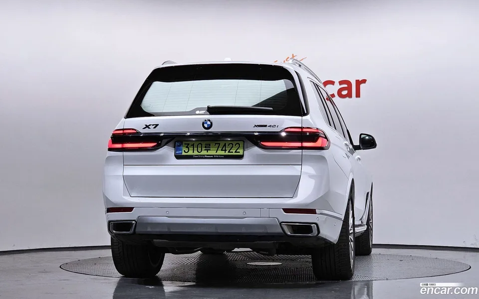 BMW X7 xDrive 40i 7 2025 — миниатюра 4