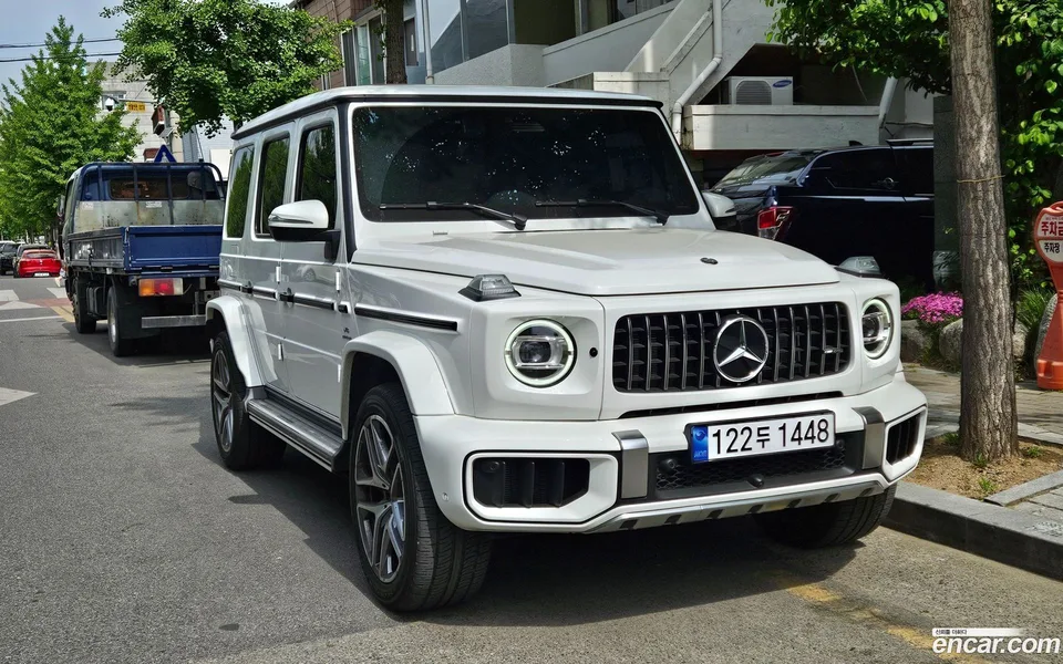Mercedes-Benz G-Class 2025