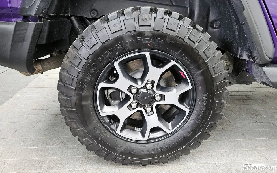 Jeep Wrangler 2.0 4 2023 — миниатюра 2