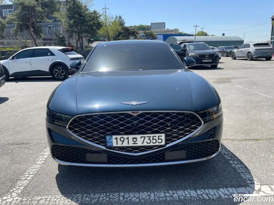 Genesis G90 3.5 AWD 2023 — фото 1, купить с доставкой в Москву