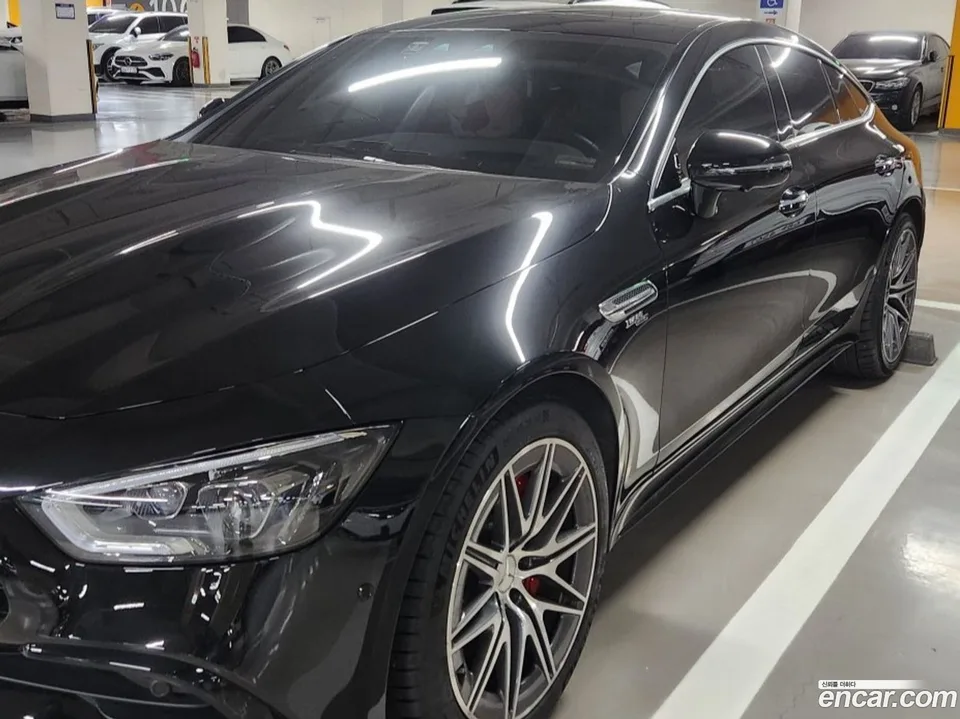 Mercedes-Benz AMG GT 4 43 4MATIC+ 2023 — миниатюра 4
