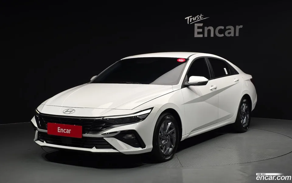 Hyundai Avante CN7 Hybrid 2025 — фото 1, купить с доставкой в Москву