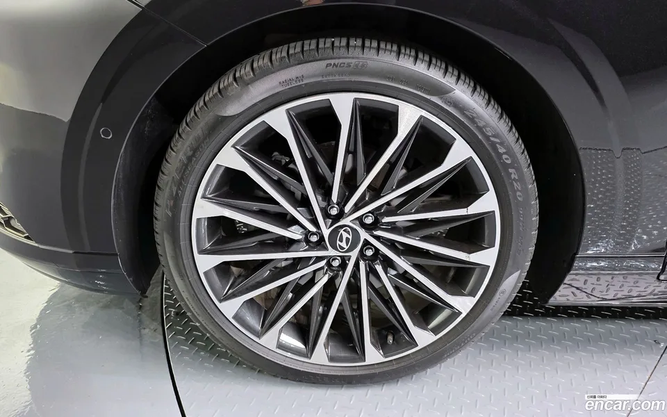 Hyundai Grandeur 2.5 2WD 2023 — миниатюра 5