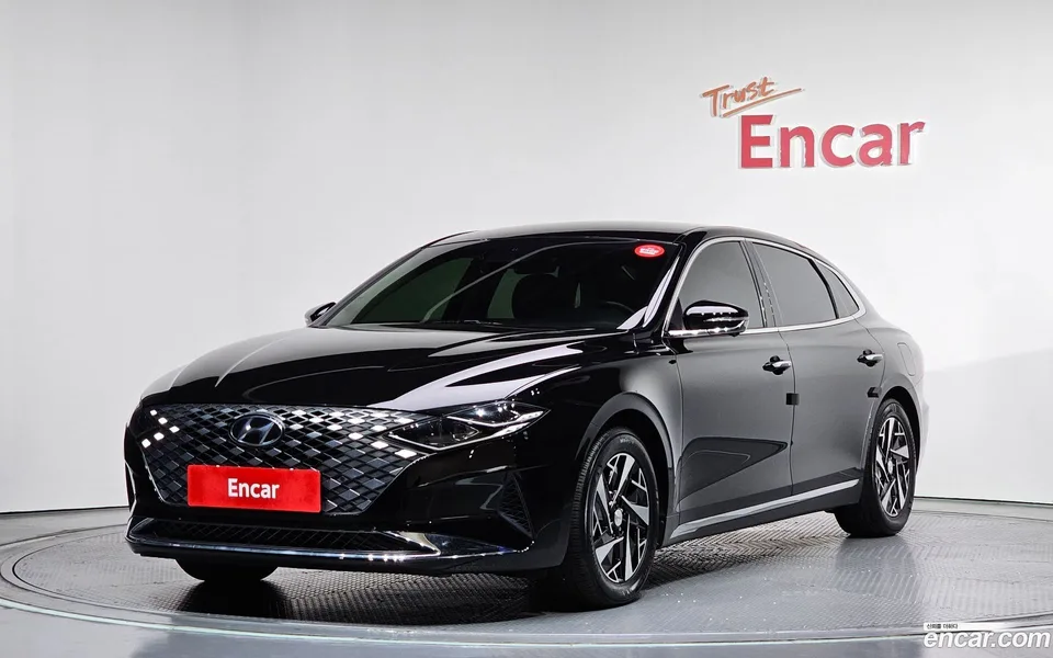 Hyundai Grandeur IG Hybrid 2022 — фото 1, купить с доставкой в Москву