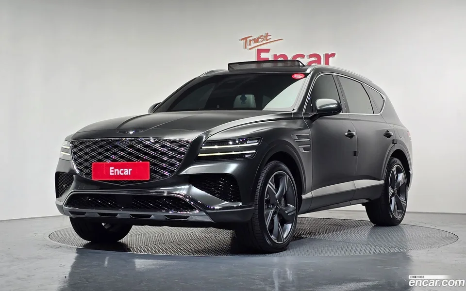 Genesis GV80 2.5T AWD 2023 — фото 1, купить с доставкой в Москву