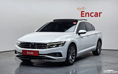 Volkswagen Passat GT 2022 купить в Москве
