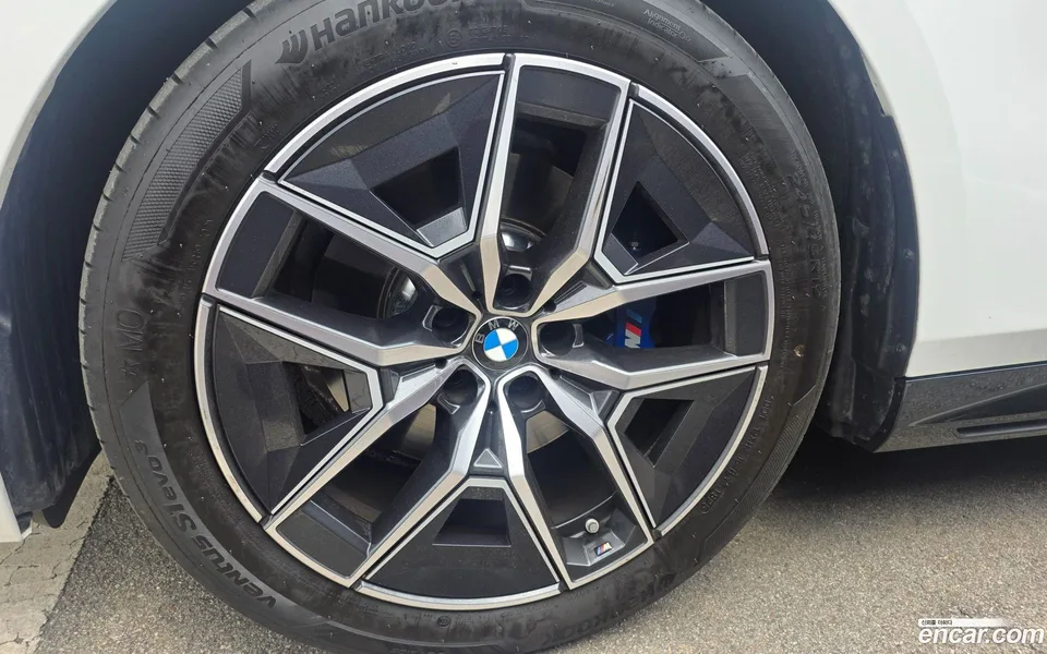 BMW 5 Series 523d M 2025 — миниатюра 5