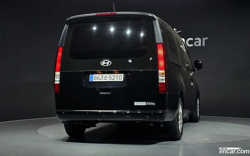 Hyundai Staria 5 2025 — миниатюра 4