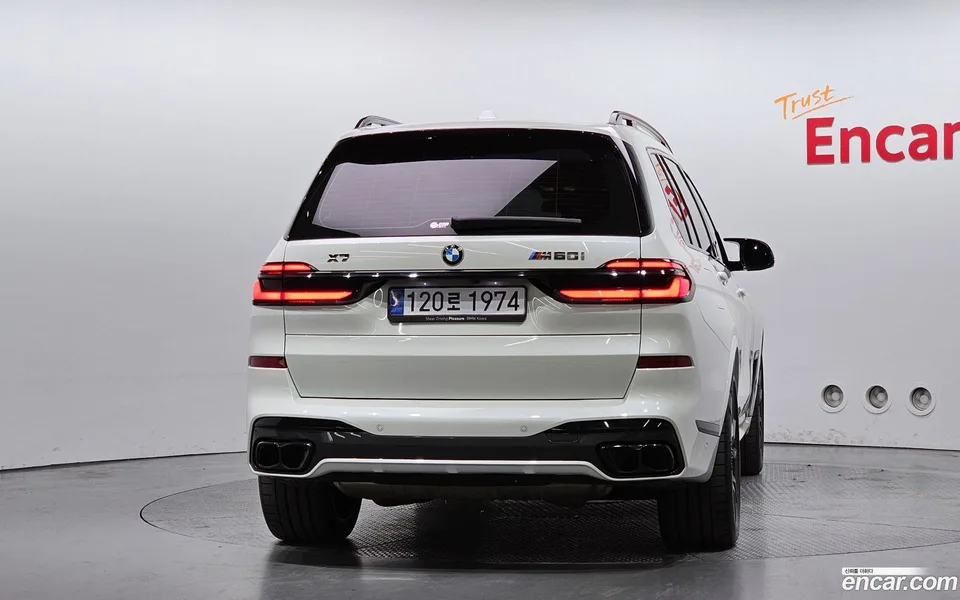 BMW X7 M60i xDrive M 6 2024 — миниатюра 4