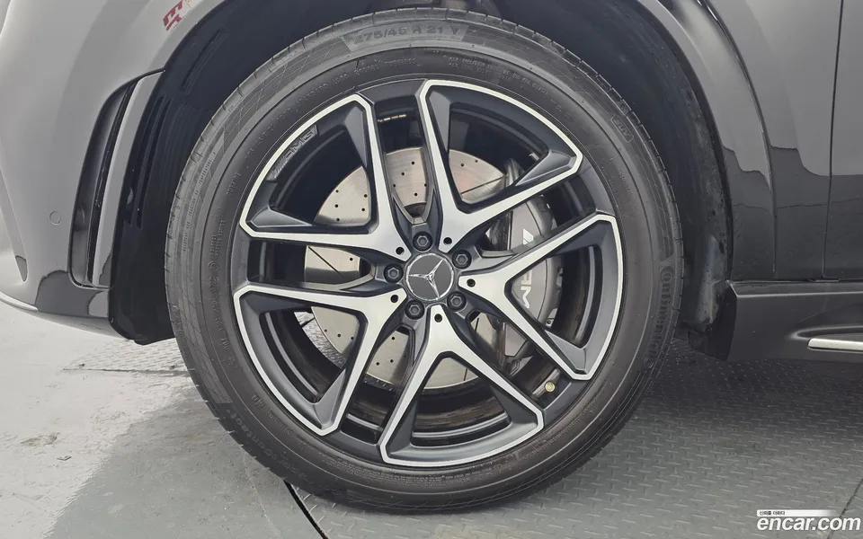 Mercedes-Benz GLE-Class AMG GLE53 4MATIC+ 2022 — миниатюра 2