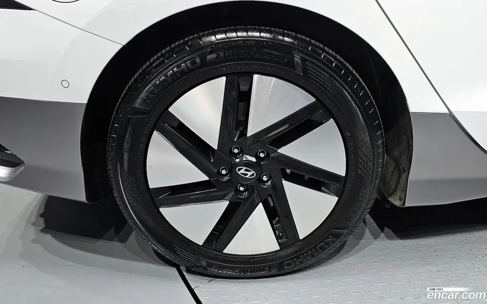 Hyundai Ioniq 6 AWD 2022 — миниатюра 2
