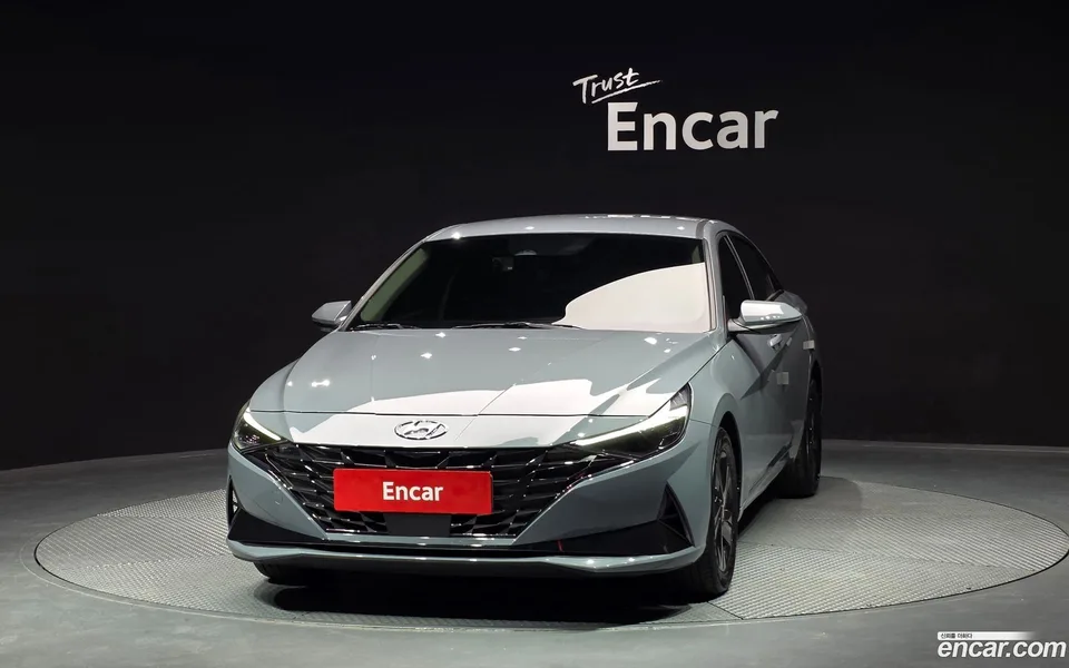 Hyundai Avante Hybrid 2022 — миниатюра 3