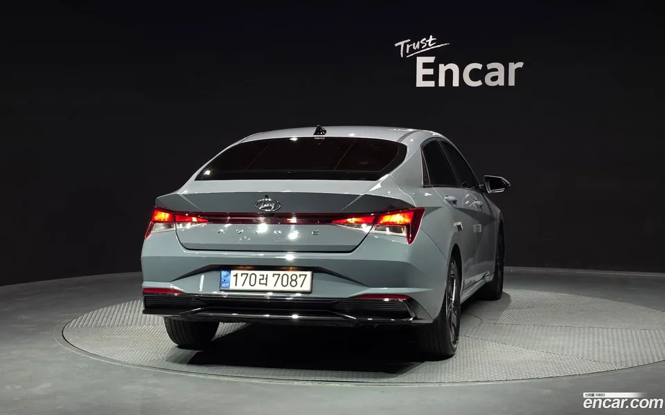 Hyundai Avante Hybrid 2022 — миниатюра 4