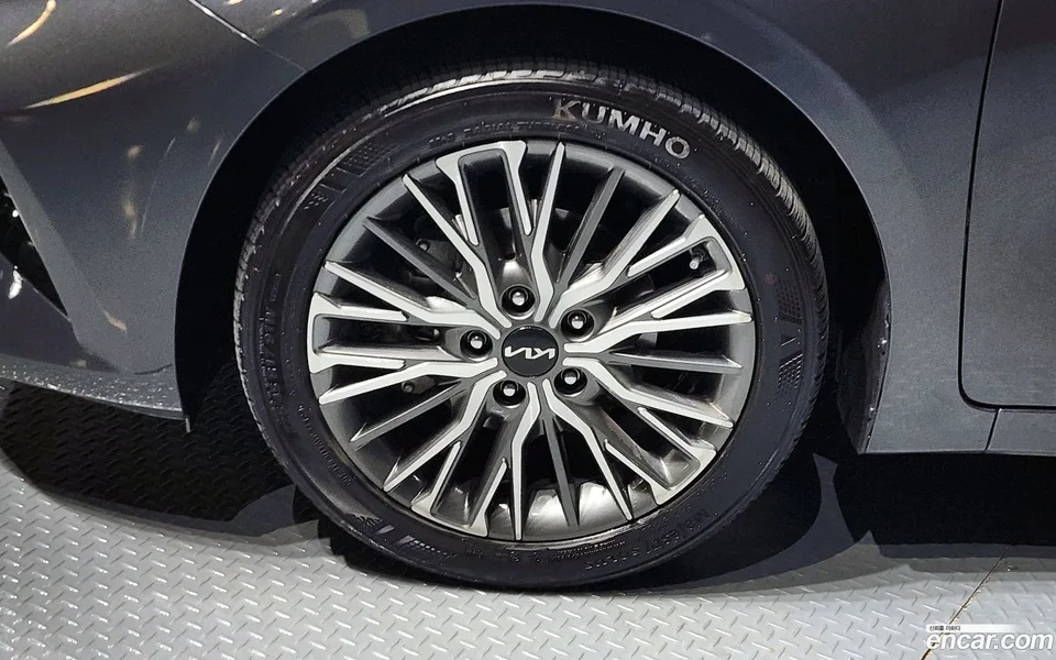 Kia K3 1.6 2024 — миниатюра 5