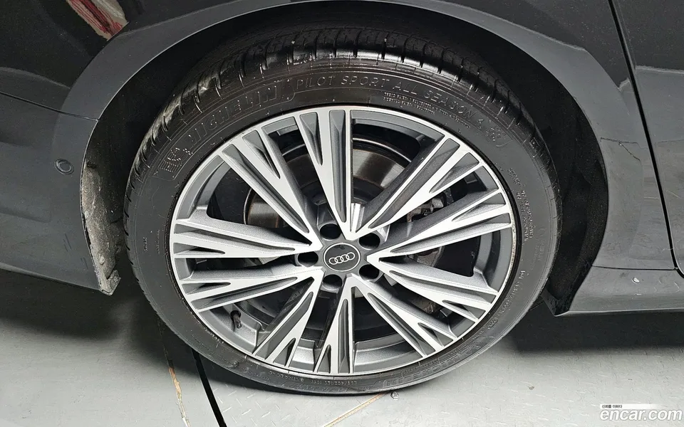 Audi A6 45 TFSI 2023 — миниатюра 2