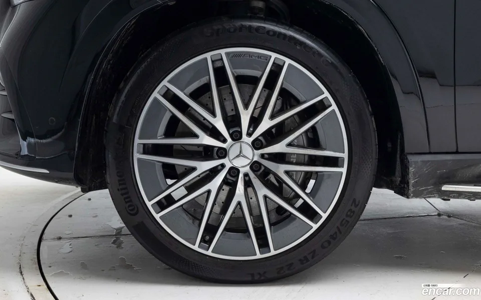 Mercedes-Benz GLE-Class AMG GLE53 4MATIC+ 2025 — миниатюра 2