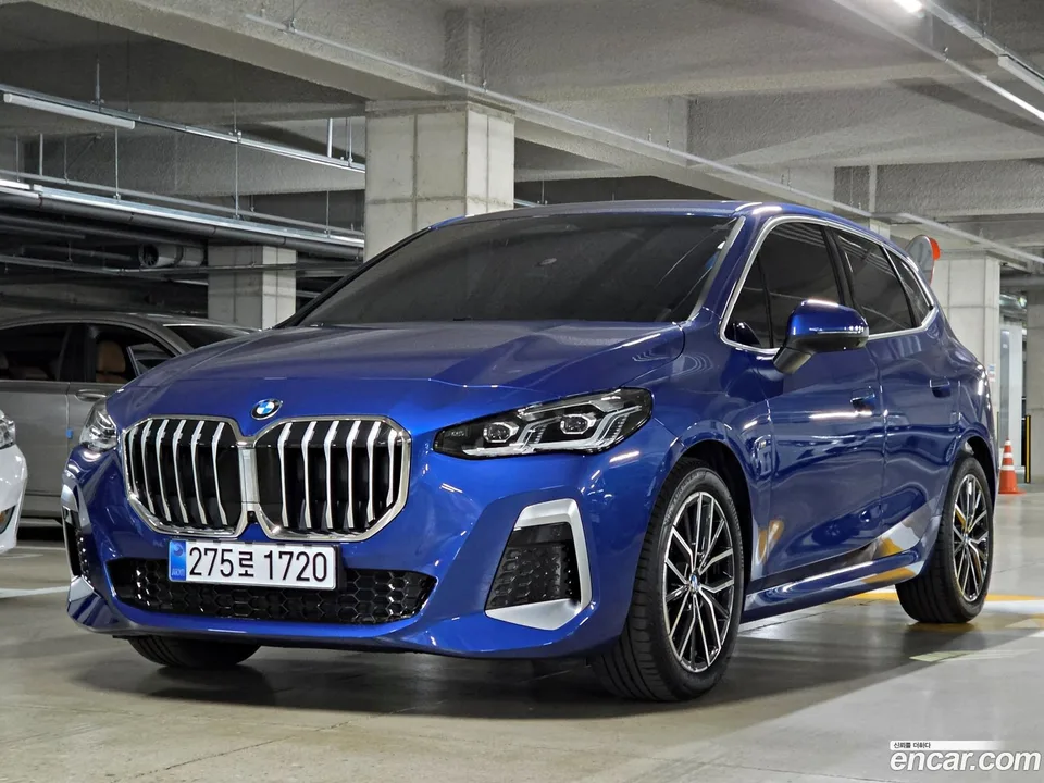 BMW 2 Series Active Tourer 220i M 2025 — фото 1, купить с доставкой в Москву