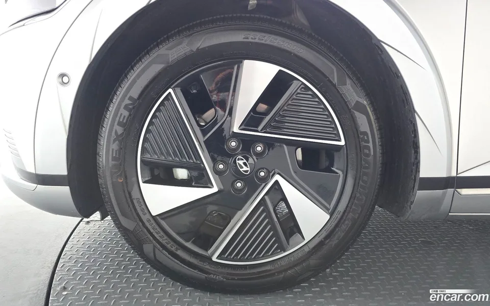 Hyundai Ioniq 5 2024 — миниатюра 5