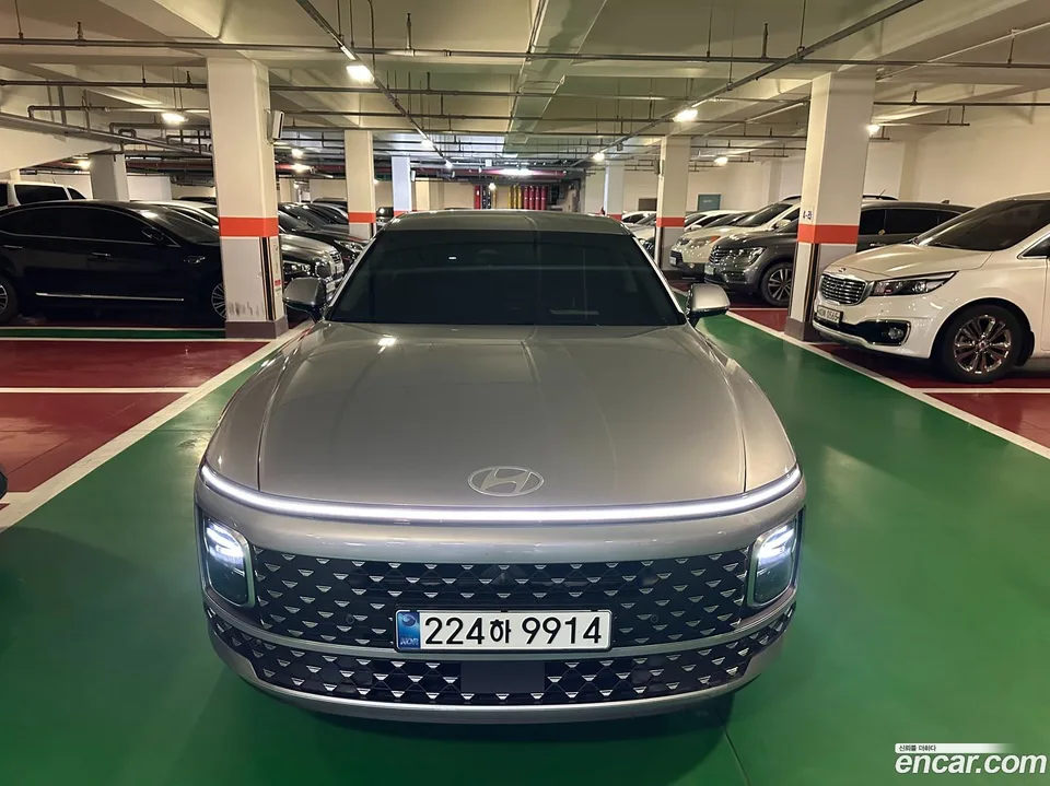Hyundai Grandeur 2.5 2WD 2025 — фото 1, купить с доставкой в Москву