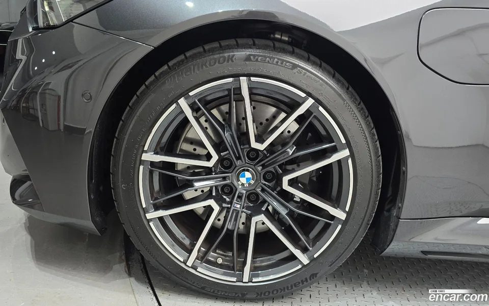 BMW M5 M5 2026 — миниатюра 2