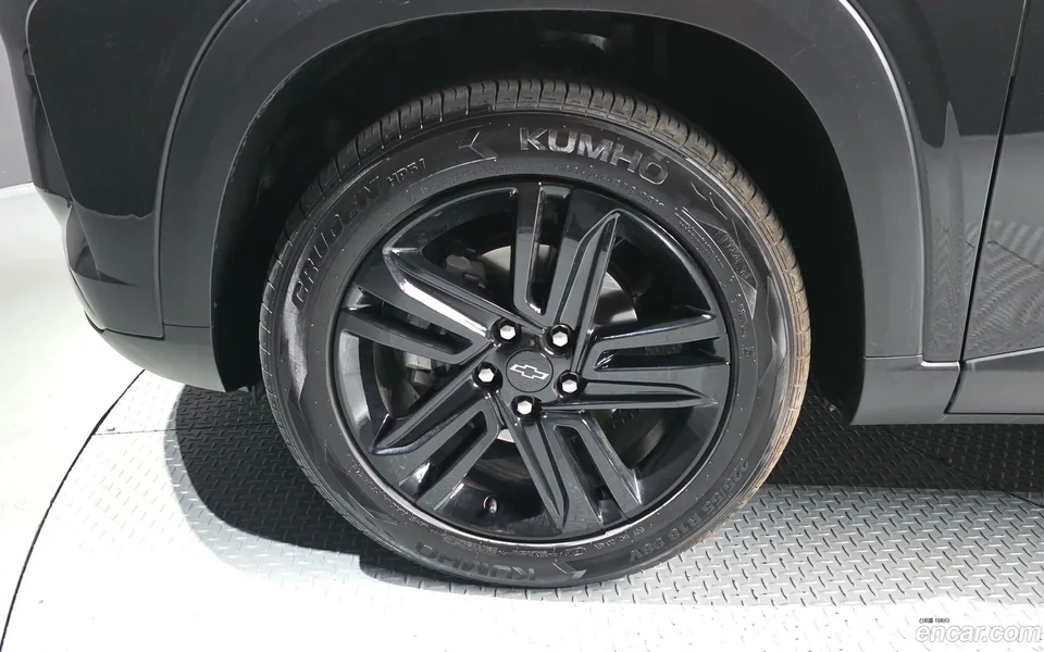 Chevrolet Trax Crossover 1.2 ACTIV 2023 — миниатюра 2