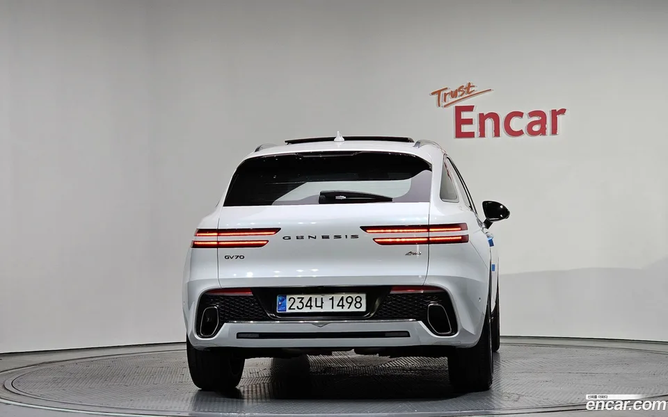 Genesis GV70 2.5T AWD 2023 — миниатюра 4