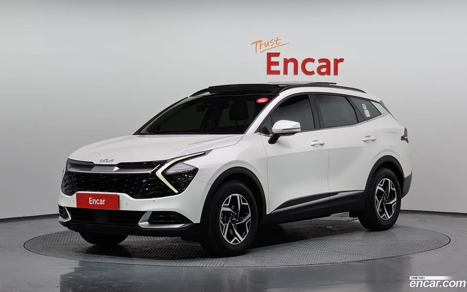 Kia Sportage 1.6 2WD 2022 — фото 1, купить с доставкой в Москву