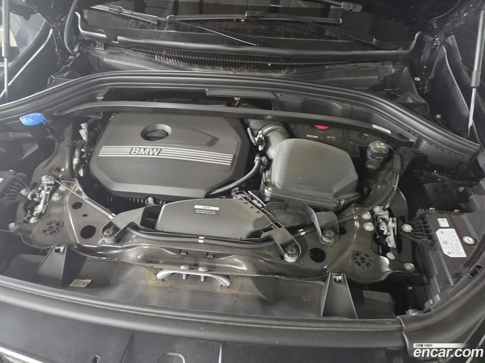 BMW X1 xDrive 20i M 2025 — миниатюра 4