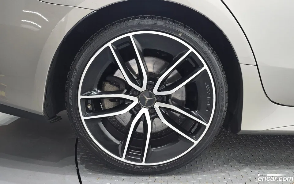Mercedes-Benz CLS-Class AMG CLS53 4MATIC+ 2023 — миниатюра 2