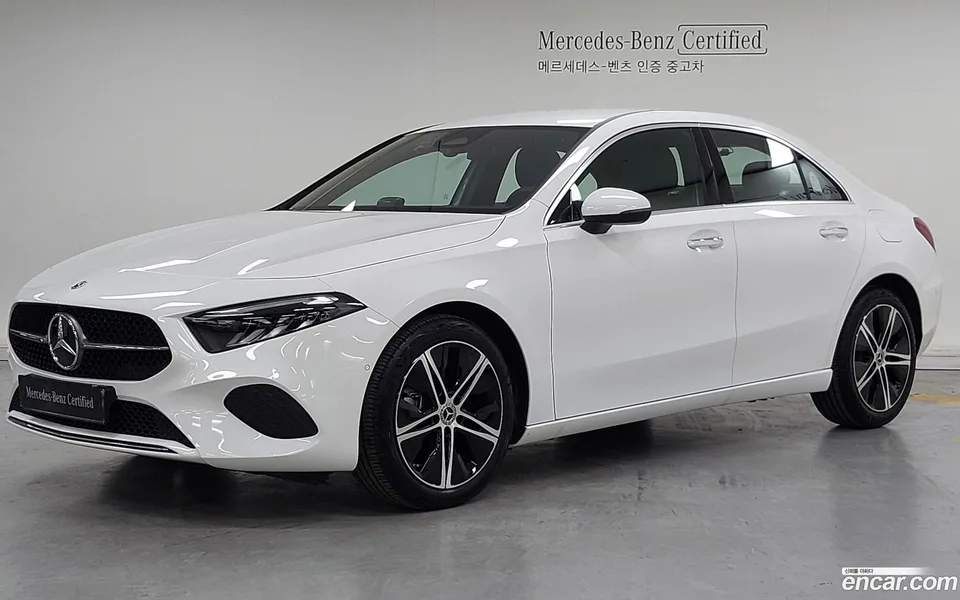 Mercedes-Benz A-Class A220 2025 — фото 1, купить с доставкой в Москву