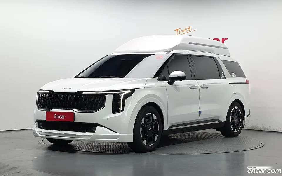 Kia Carnival 9 () 2025 — фото 1, купить с доставкой в Москву