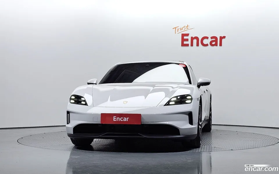 Porsche Taycan 4S 2025 — миниатюра 3