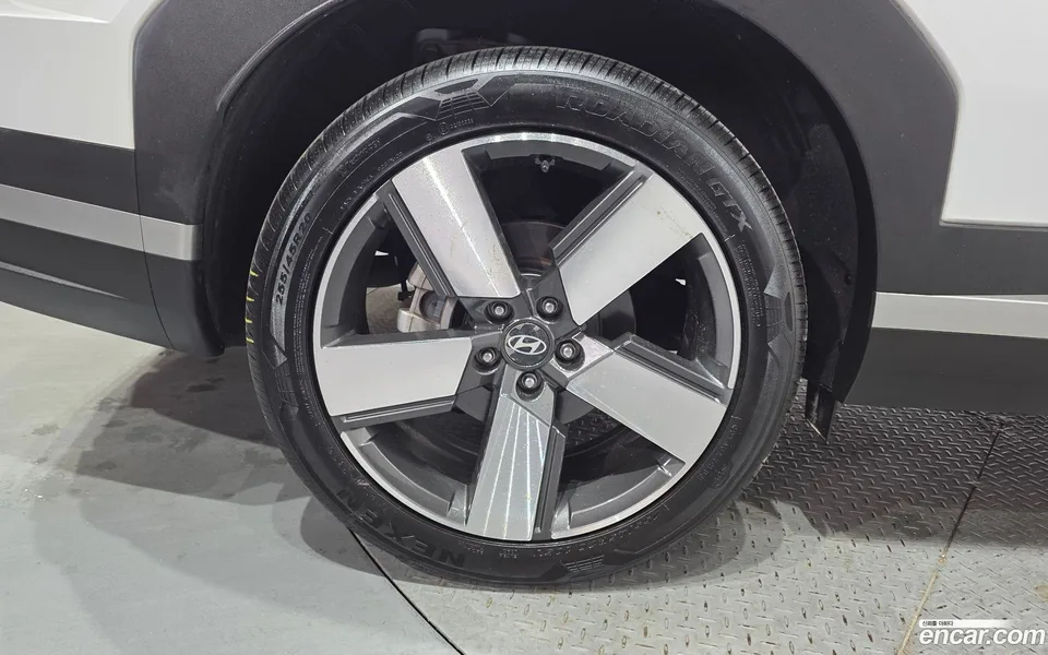 Hyundai SantaFe 2.5T 2WD 2024 — миниатюра 2