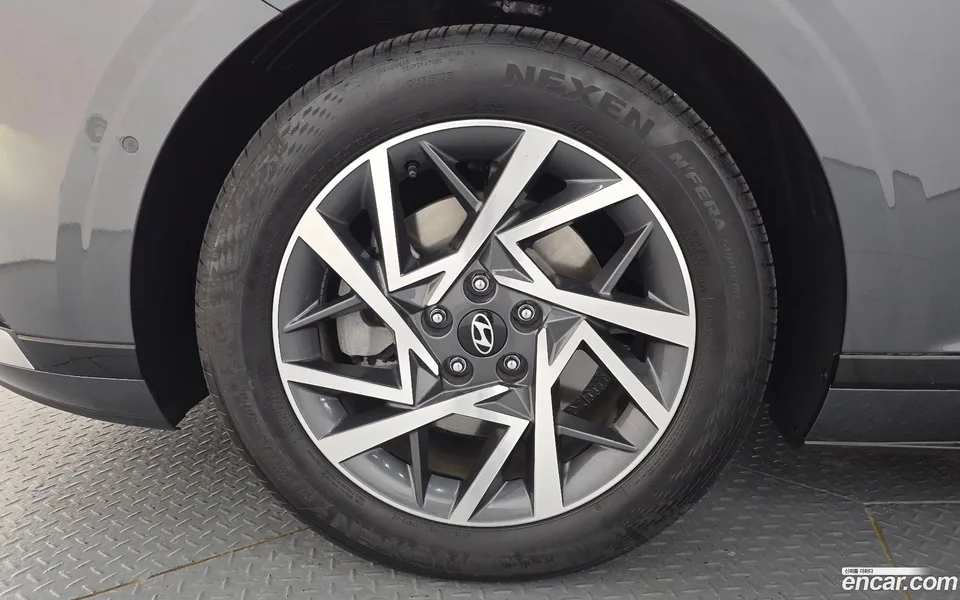 Hyundai Grandeur 2.5 2WD 2024 — миниатюра 2