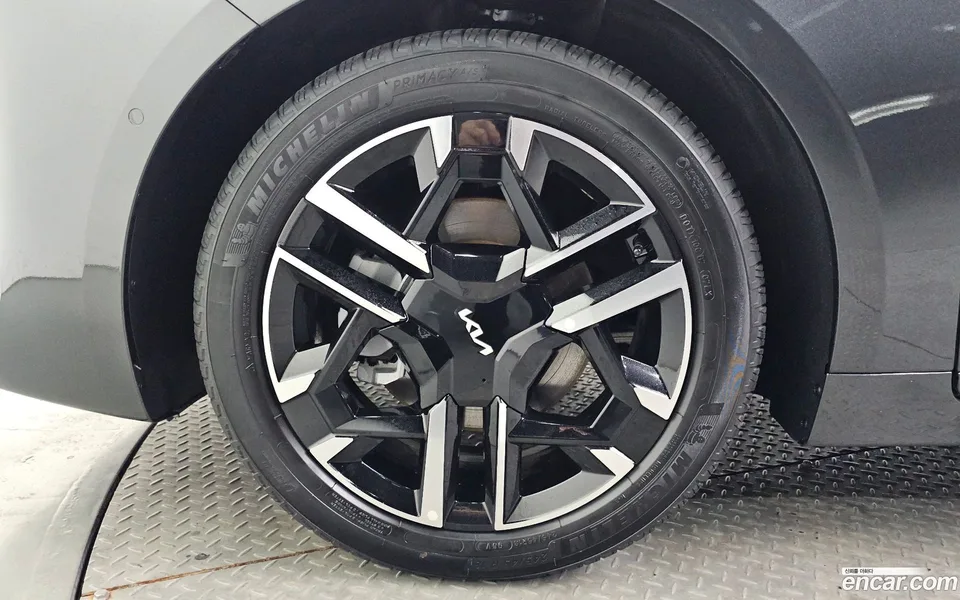 Kia K8 Hybrid 2025 — миниатюра 2
