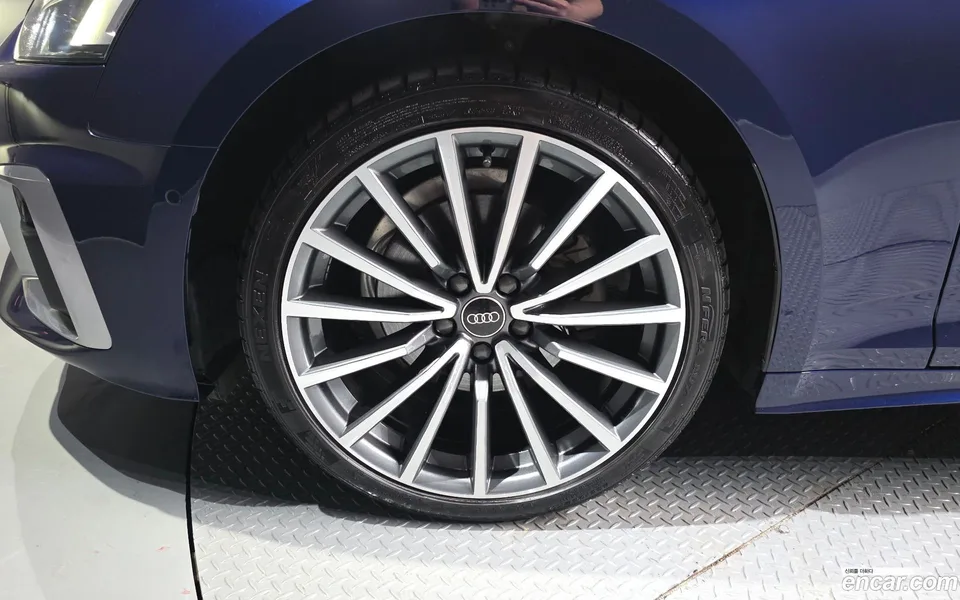 Audi A5 40 TFSI 2023 — миниатюра 2