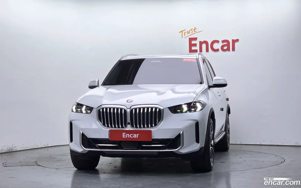 BMW X5 xDrive 40i xLine 2025 — миниатюра 3