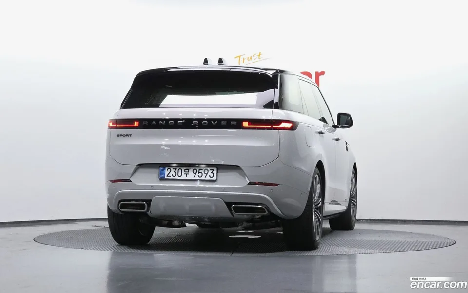 Land Rover Range Rover Sport P400 AB 2025 — миниатюра 4