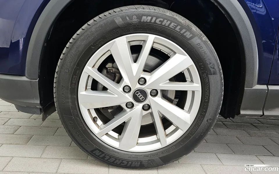 Audi Q2 35 TDI 2023 — миниатюра 2