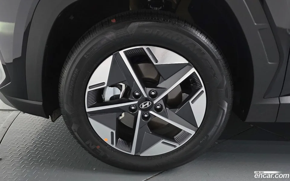 Hyundai Tucson NX4 1.6 2WD 2026 — миниатюра 5